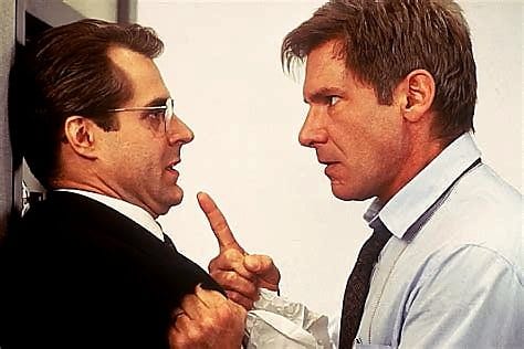 Harrison Ford and Henry Czerny in Clear and Present Danger
