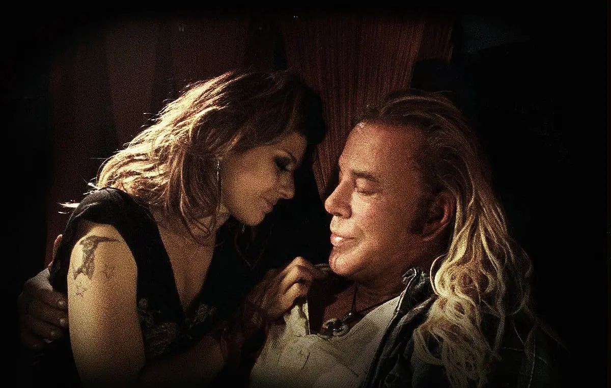Mickey Rourke and Marisa Tomei in The Wrestler