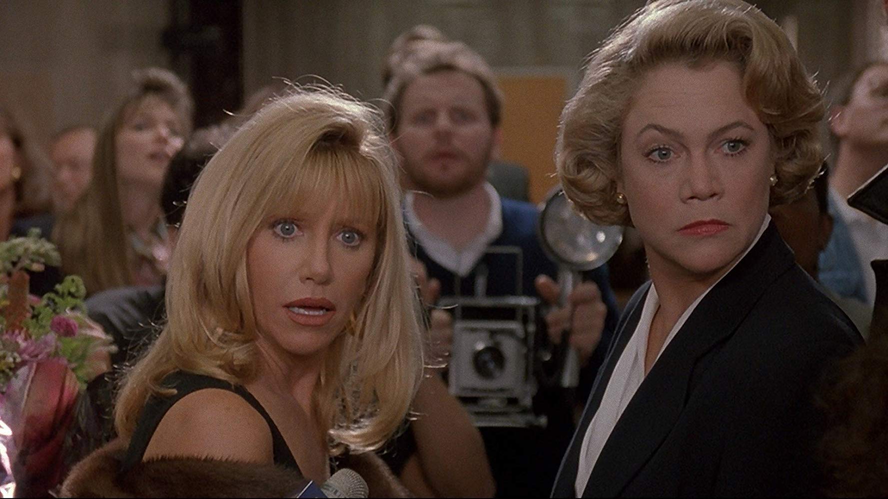 Suzanne Somers as herself with Kathleen Turner in Serial Mom