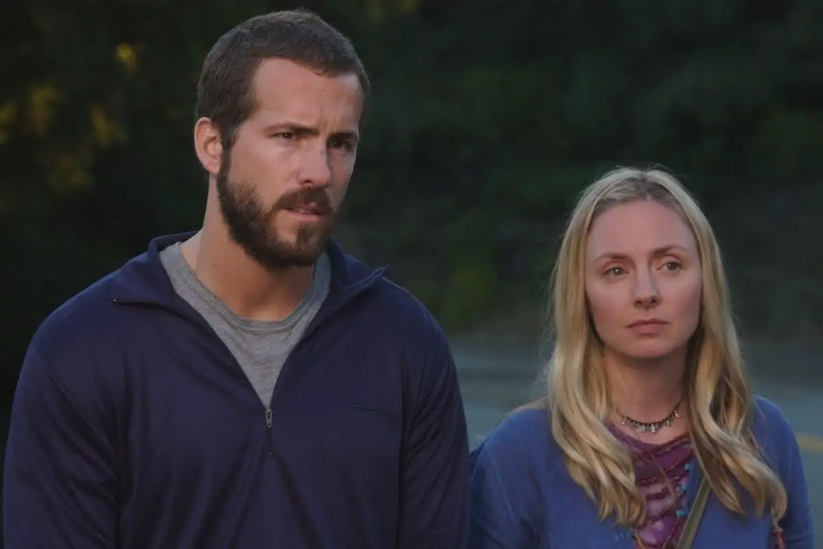 Ryan Reynolds and Hope Davis in the final section of The Nines.