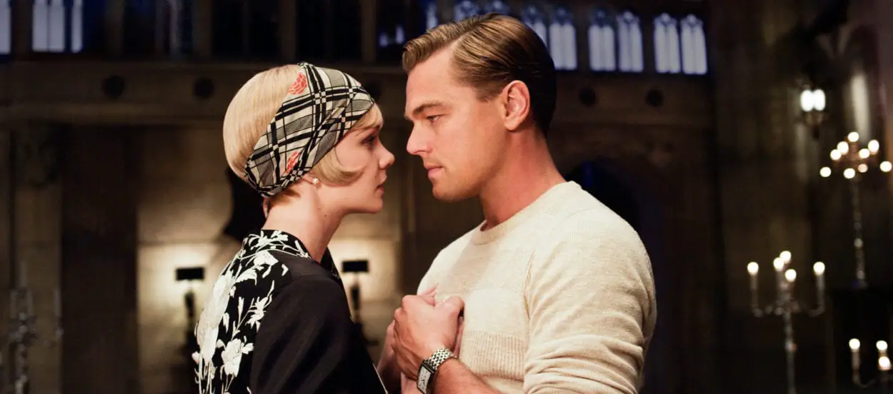 Daisy and Jay dance on set of The Great Gatsby