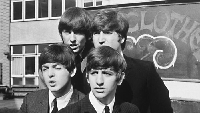  Clockwise from top right: George Harrison, John Lennon, Ringo Starr and Paul McCartney in A Hard Day's Night.
