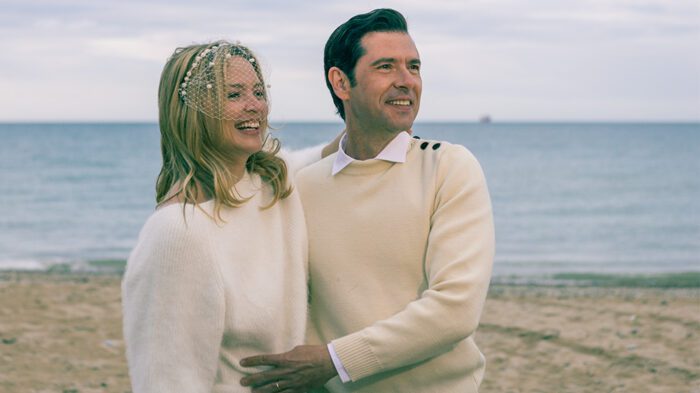 Blanche (Virginie Efira) and Gregoire (Melvil Poupard) marry on the beach.